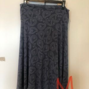 Lularoe skirts